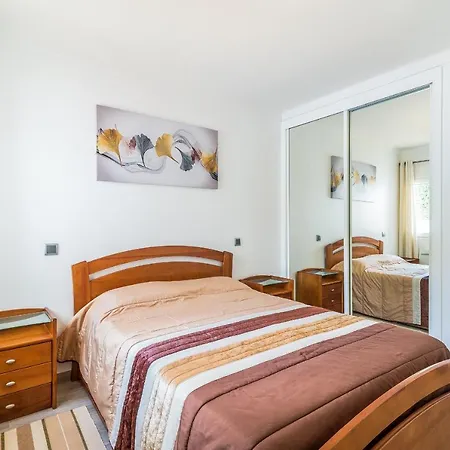 Algarden Olhos D'agua Apartment