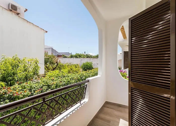 Algarden Olhos D'agua Apartament